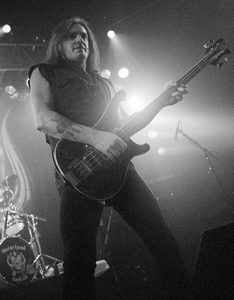 lemmy motorhead - leeds town and country club - photo by david whittworth