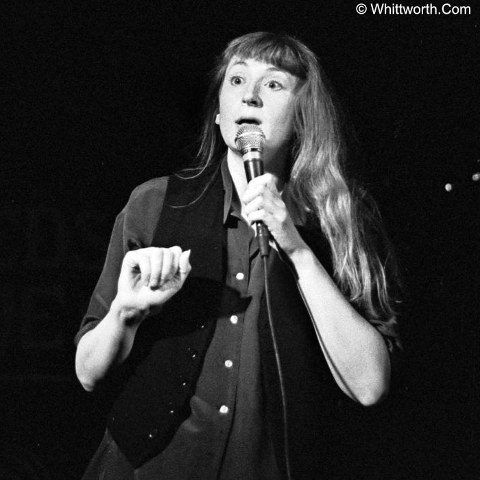 ls6 7th March, 1993. Stand-up comedian Linda Smith at the Duchess of York in Leeds